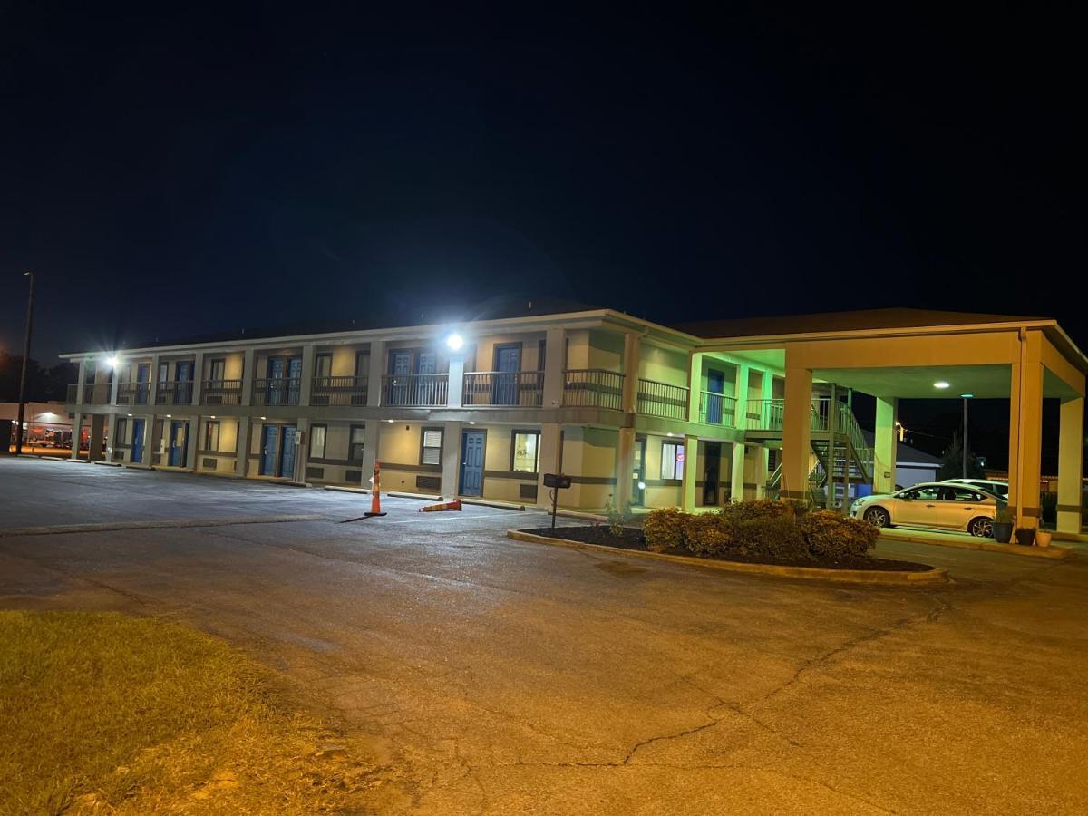 Briarwood Inn Amory Екстериор снимка