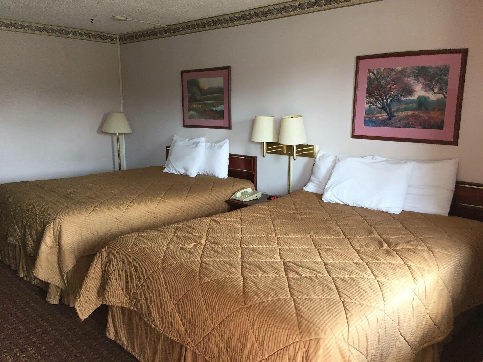 Briarwood Inn Amory Екстериор снимка