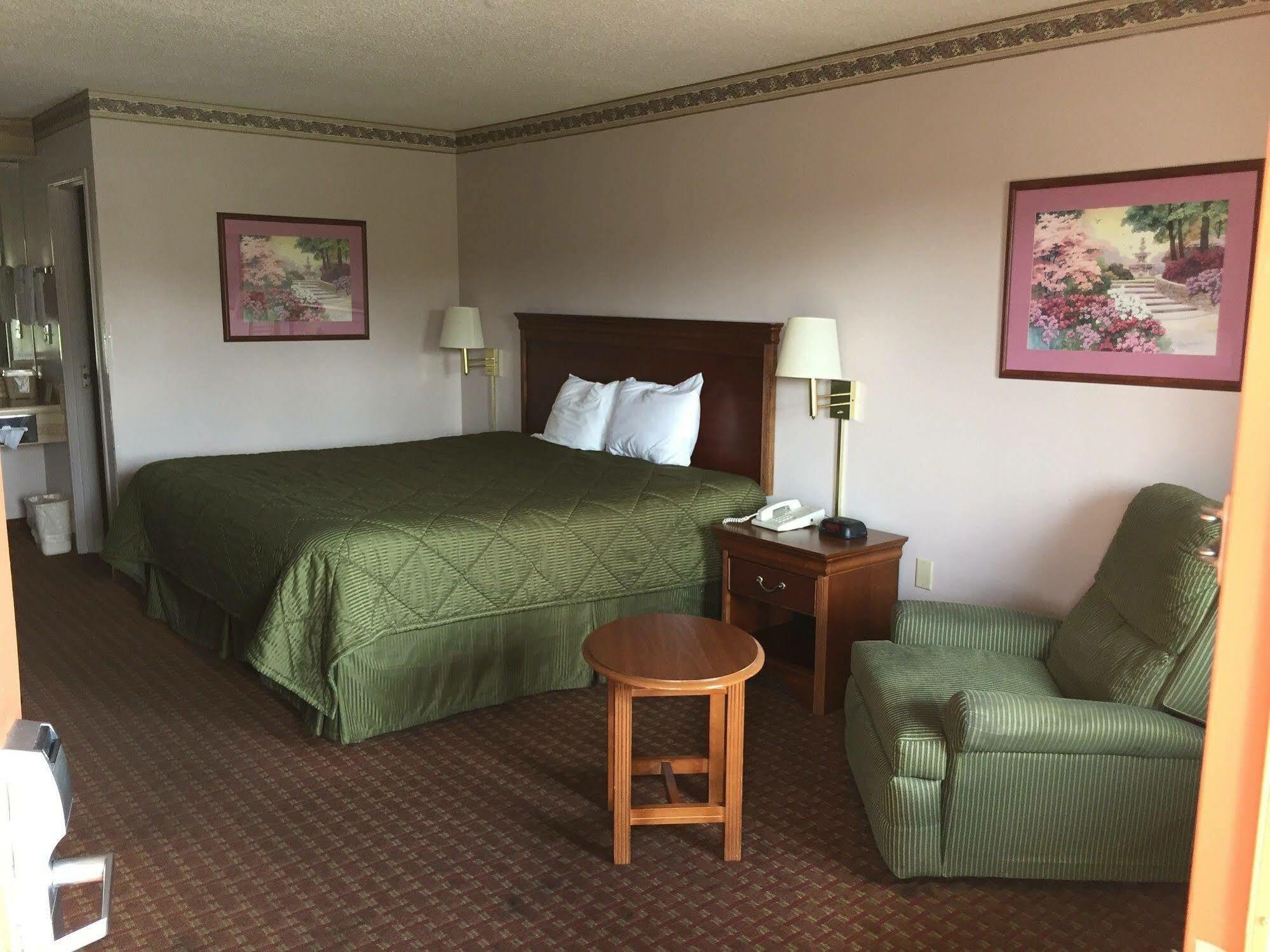 Briarwood Inn Amory Екстериор снимка