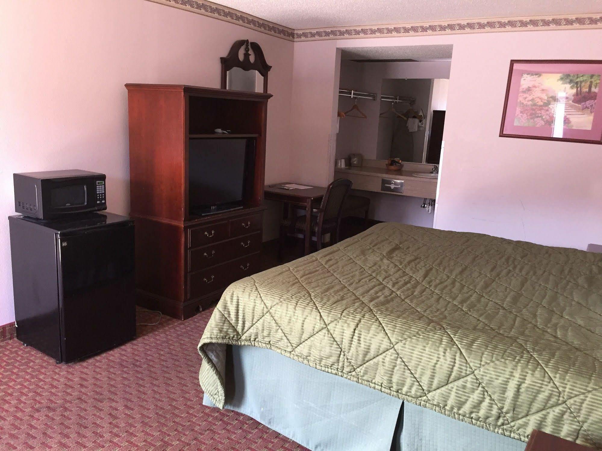 Briarwood Inn Amory Екстериор снимка